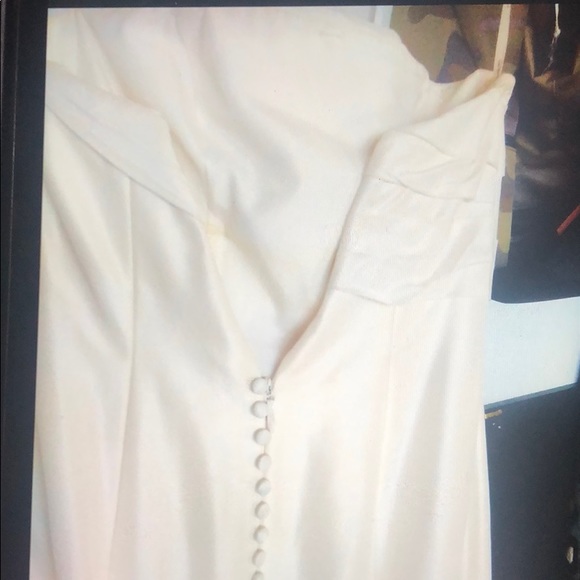 Wedding Dress - Picture 2 of 4